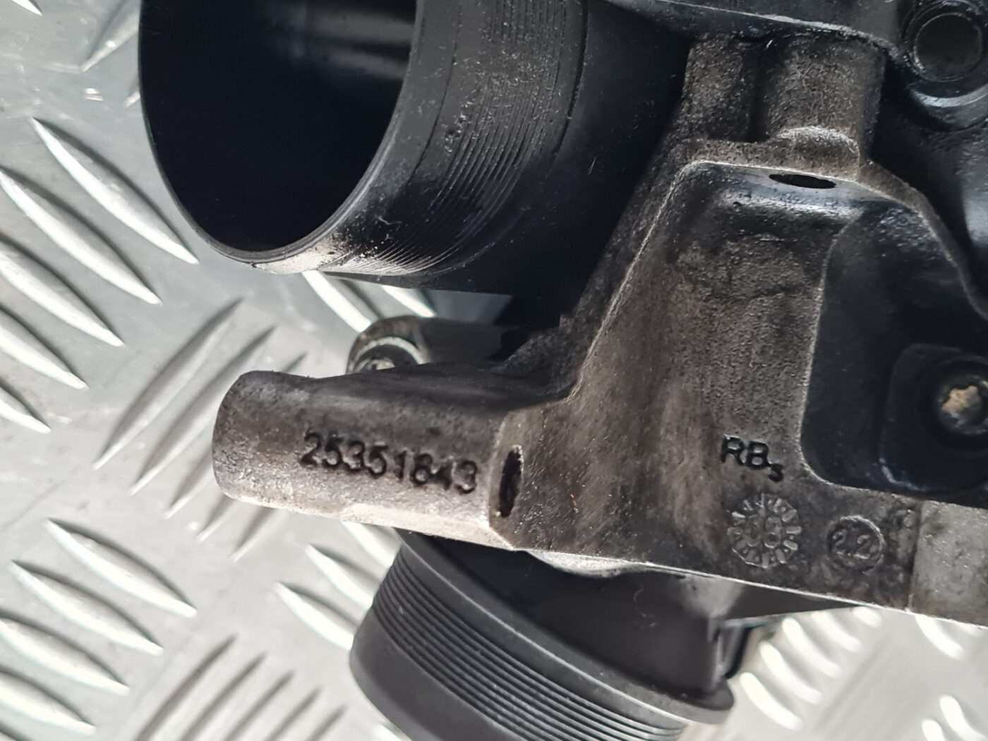 Droseļvārsts priekš VOLVO C30 2009 12 Droseļvārsts priekš VOLVO C30 2009