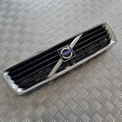 Bufera reste priekš VOLVO C30 2009