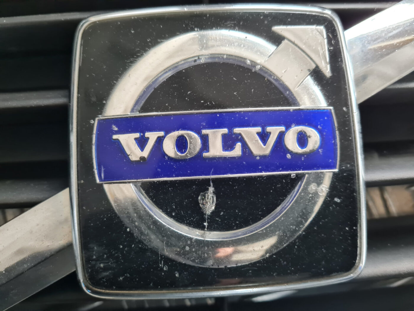 Bufera reste priekš VOLVO C30 2009