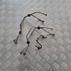 Degvielas caurules savienojums priekš VOLVO C30 2009