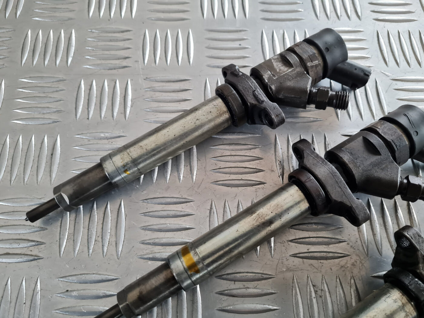 Degvielas smidzinātājs priekš VOLVO C30 2009 8 Degvielas smidzinātājs priekš VOLVO C30 2009