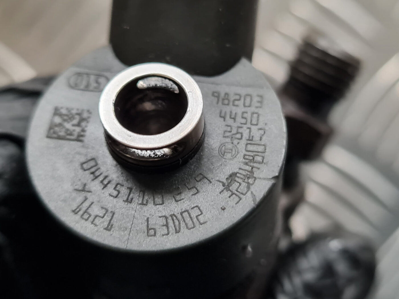 Degvielas smidzinātājs priekš VOLVO C30 2009 3 Degvielas smidzinātājs priekš VOLVO C30 2009