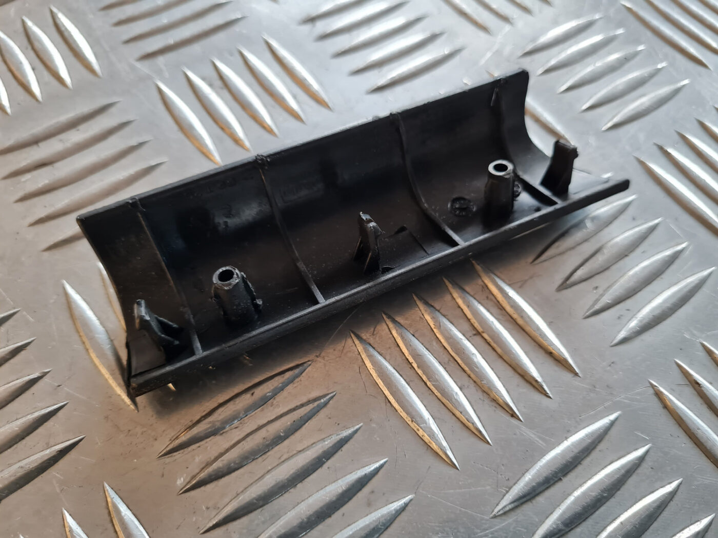 Durvju rokturu apdares uzlika (salonā) priekš VOLVO C30 2009 6 Durvju rokturu apdares uzlika (salonā) priekš VOLVO C30 2009