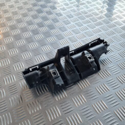 Aizmugurēja bufera kronšteins priekš VOLVO C30 2009