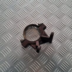 Priekšējas pusasses kronšteins priekš VOLVO C30 2009