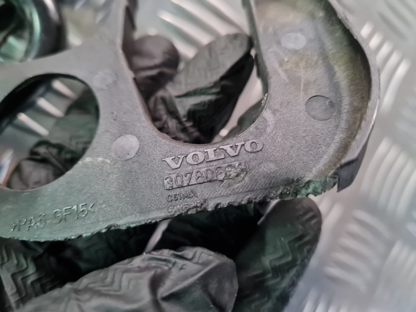 Drošības jostas regulators, pa labi priekš VOLVO C30 2009