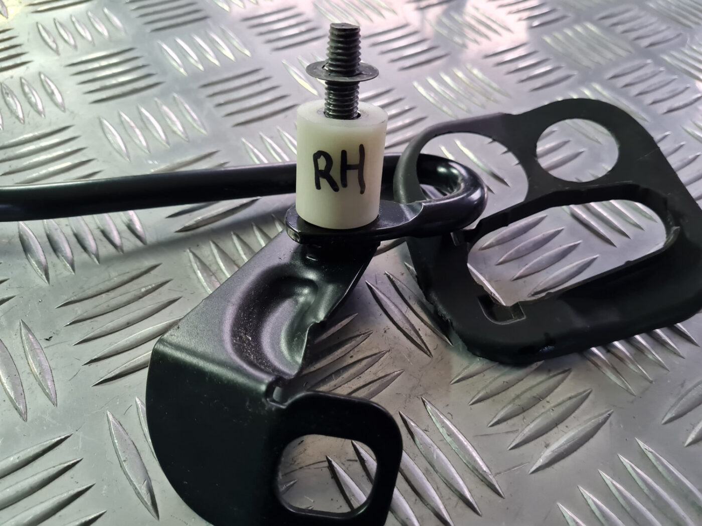 Drošības jostas regulators, pa labi priekš VOLVO C30 2009