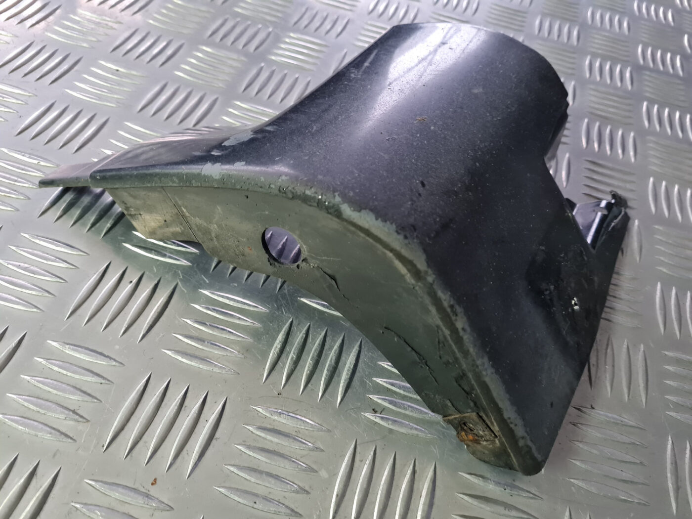 Ārēja sliekšņa uzlikas daļa priekš VOLVO C30 2009