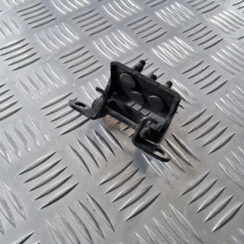 Bagažnieka vāka eņģe priekš VOLVO C30 2009