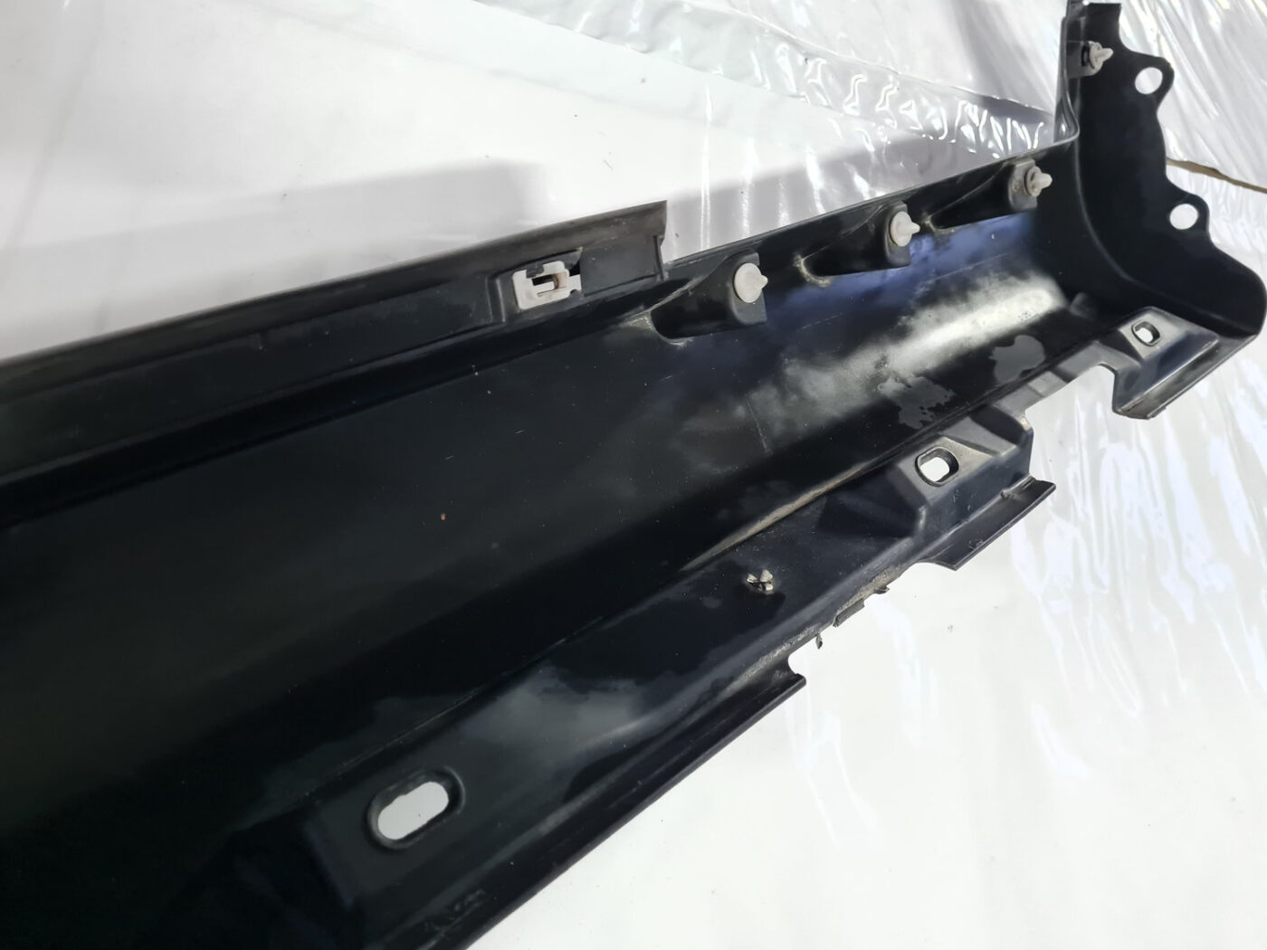 Ārēja sliekšņa laba uzlika priekš VOLVO C30 2009