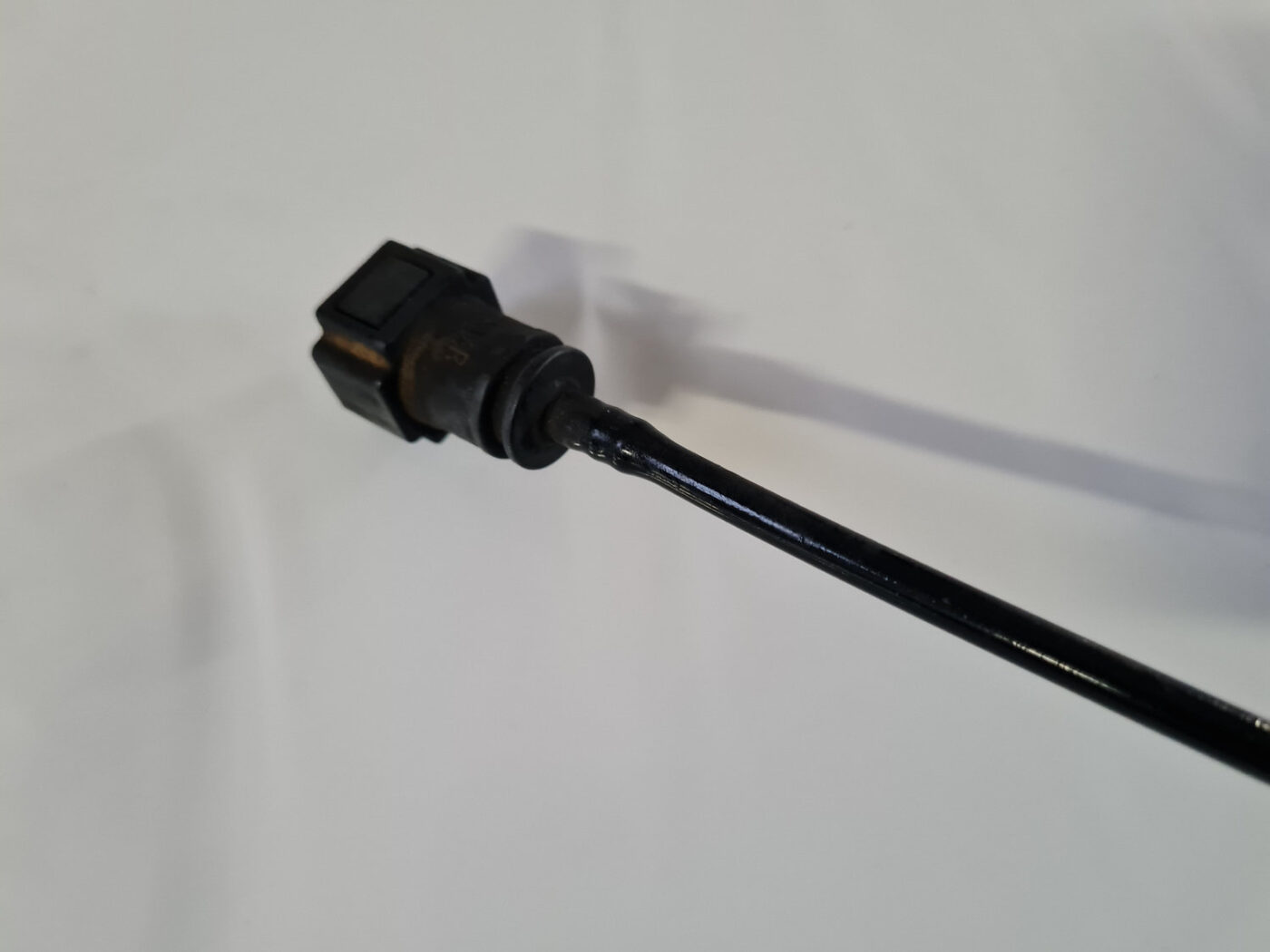 Degvielas caurule priekš VOLVO C30 2009 5 Degvielas caurule priekš VOLVO C30 2009