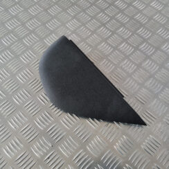 Mērinstrumentu paneļa sānu apdare priekš VW GOLF 6 2011