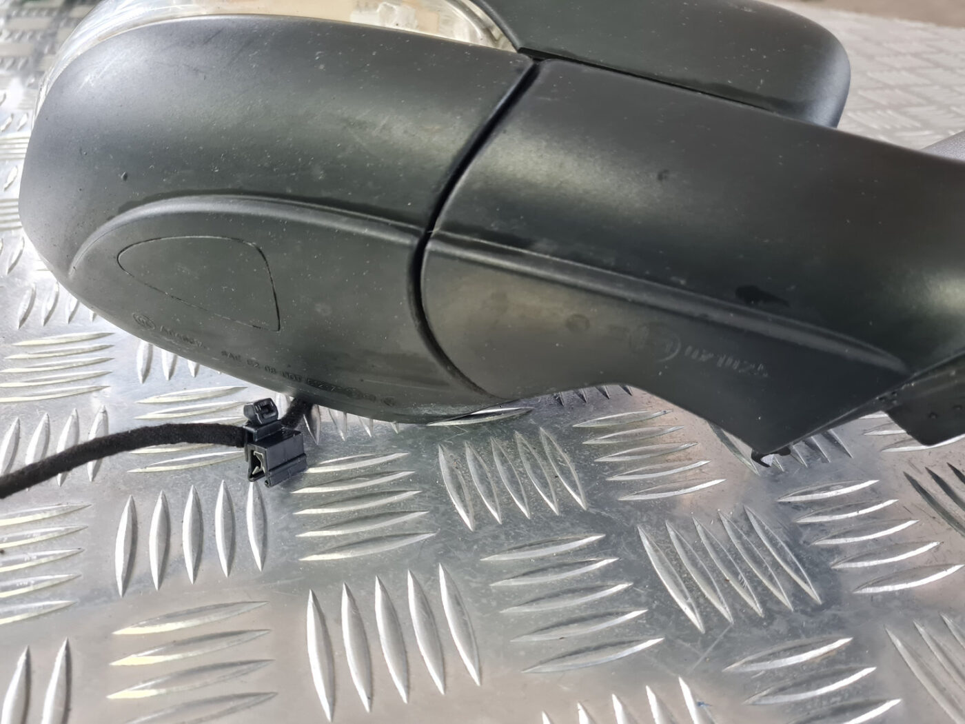 Ārējais spogulis, pa labi priekš VW GOLF 6 2011