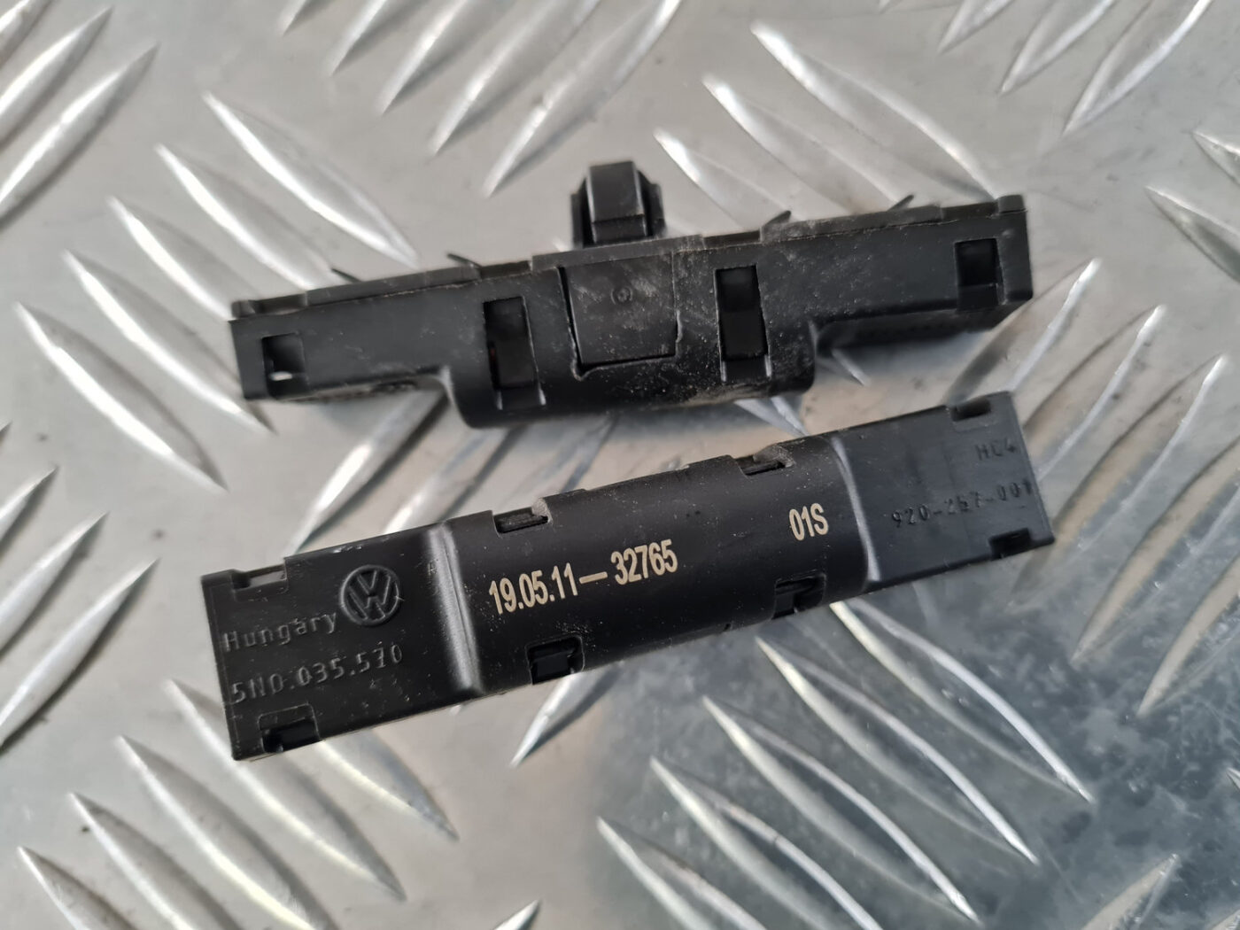 Antenas pastiprinātāja bloks priekš VW GOLF 6 2011