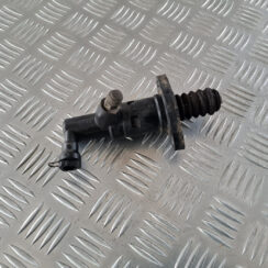 Sajūga palīgcilindrs priekš VW GOLF 6 2011