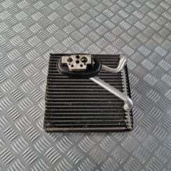 Gaisa kondicionēšanas radiators salonā priekš VW GOLF 6 2011