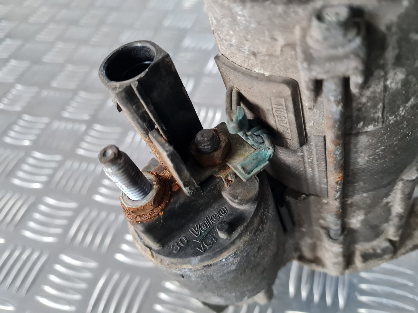 Starteris priekš VW GOLF 6 2011 6 Starteris priekš VW GOLF 6 2011