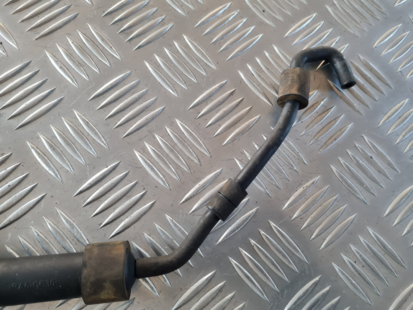 Vakuuma gaisa tilpne priekš VW GOLF 6 2011