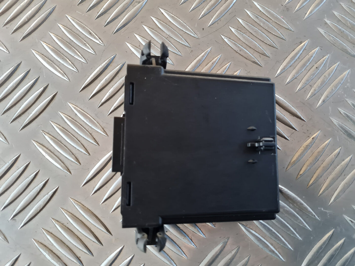 GATEWAY vadības bloks priekš VW GOLF 6 2011 4 GATEWAY vadības bloks priekš VW GOLF 6 2011