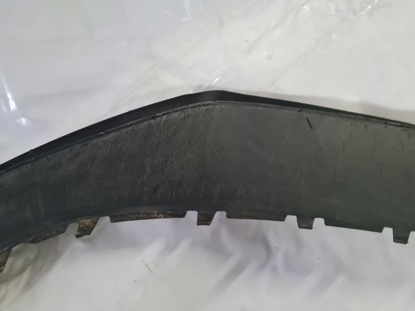 Bufera spoileris priekš VW GOLF 6 2011 4 Bufera spoileris priekš VW GOLF 6 2011